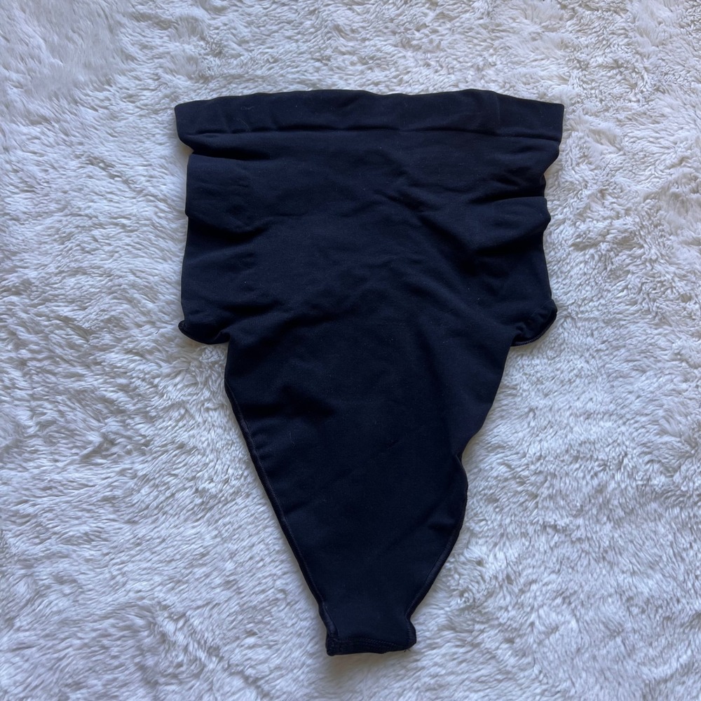 Skims Core Control Thong Onyx Black High Waisted Shapewear Size Medium NWOT